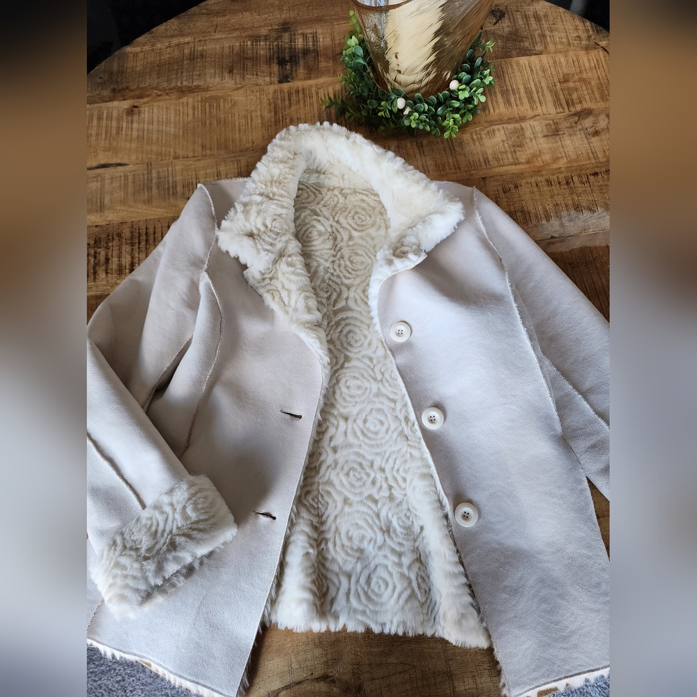 *NWOT* Elegant Cream Faux Fur/Suede Jacket